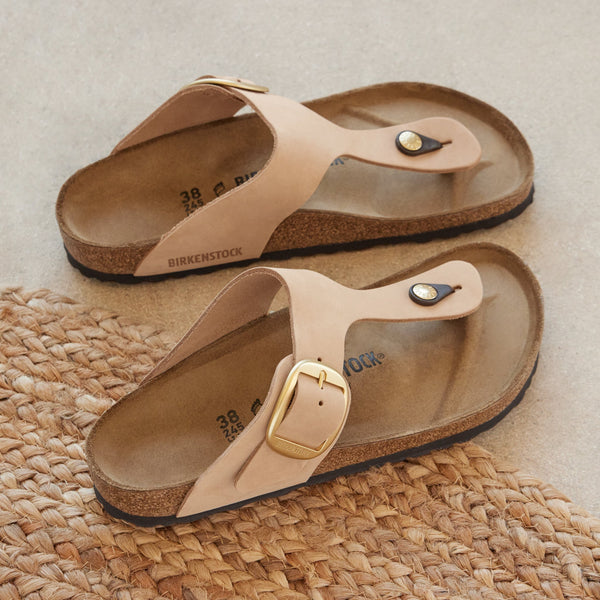 GIZEH BIG BUCKLE - SANDCASTLE - NUBUCK